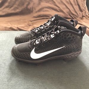 Mike trout men’s metal baseball cleats size 10